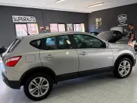 Usata Nissan Qashqai Tekna 131 CV (96 kW) 2013 Grigio SUV
