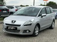 Usado Peugeot 5008 109 HP (80 kW) 2009 Cinzento Monovolume