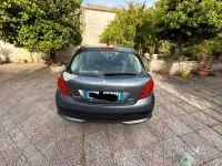 Usata Peugeot 207 70 CV (51 kW) 2007 Grigio Berlina