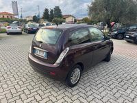 Usata Lancia Ypsilon 77 CV (56 kW) 2009 Viola Utilitaria