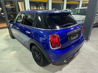 Begagnad Mini ONE 102 HK (75 kW) 2020 Blå Halvkombi