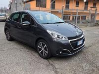 Usata Peugeot 208 Allure 82 CV (60 kW) 2016 Grigio Utilitaria