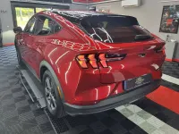 Usata Ford Mustang Mach-E Standard Range 197 kW (269 CV) 2023 Rapid red SUV