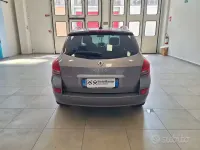 Usata Renault Clio Dynamique 101 CV (74 kW) 2009 Grigio Station wagon