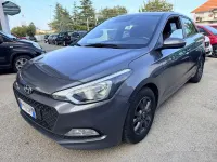 Occasion Hyundai i20 Blackline 75 ch (55 kW) 2018 Gris Berline