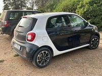 Usata Smart ForFour Passion 71 CV (52 kW) 2015 Nero Utilitaria