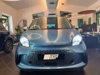 Usata Smart ForFour Electric Drive 41 kW (56 CV) 2020 Blu/azzurro Utilitaria