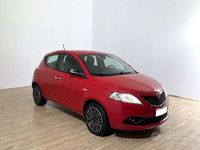 Usata Lancia Ypsilon Silver 69 CV (50 kW) 2020 Rosso Utilitaria