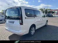Usata VW Caddy Maxi Life 122 CV (89 kW) 2024 Bianco Monovolume