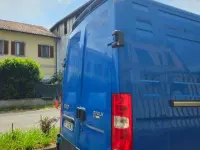 Usata Iveco Daily 116 CV (85 kW) 2010 Blu/azzurro Furgone