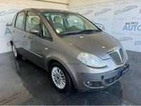 Usata Lancia Musa 70 CV (51 kW) 2006 Oro Monovolume