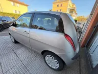 Gebraucht Lancia Ypsilon 60 PS (44 kW) 2004 Silber Kleinwagen