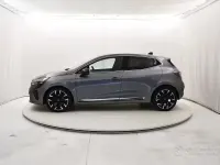 Usata Renault Clio V Techno 101 CV (74 kW) 2025 Grigio Berlina