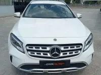 Usata Mercedes GLA180 108 CV (79 kW) 2018 Bianco SUV