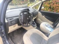 Usata Lancia Musa 69 CV (50 kW) 2007 Blu/azzurro Monovolume