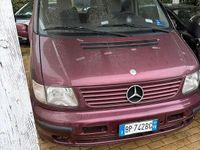 Usata Mercedes V220 122 CV (89 kW) 1999 Monovolume