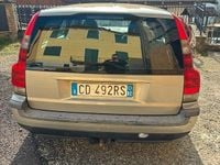 Usata Volvo V70 163 CV (119 kW) 2003 Grigio Station wagon
