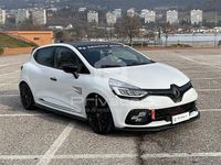Second-hand Renault Clio IV Trophy 220 CP (161 kW) 2017 Alb Berlinǎ