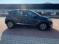 Usata Renault Captur Intens 90 CV (66 kW) 2017 Blue marine SUV