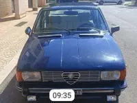 Usata Alfa Romeo Giulietta 109 CV (80 kW) 1986 Blu/azzurro Berlina
