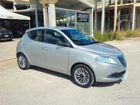 Usata Lancia Ypsilon Gold 69 CV (50 kW) 2013 Grigio Utilitaria