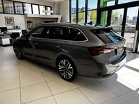 Nuova Skoda Octavia Style 150 CV (110 kW) 2025 Grigio grafite metallizzato Station wagon
