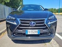Usata Lexus NX300h Luxury Line 155 CV (114 kW) 2017 Nero SUV