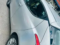Usata Lancia Ypsilon 69 CV (50 kW) 2014 Grigio Utilitaria