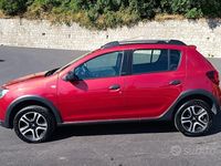 Usata Dacia Sandero Stepway 90 CV (66 kW) 2018 Rosso SUV