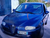 Usata Alfa Romeo 147 120 CV (88 kW) 2001 Blu Utilitaria