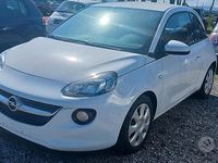 Usata Opel Adam 70 CV (51 kW) 2015 Bianco Utilitaria