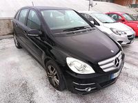 Usata Mercedes B200 Premium 140 CV (102 kW) 2011 Nero Monovolume