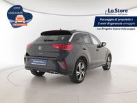 Usata VW T-Roc R-line 116 CV (85 kW) 2023 Deep black perlato SUV