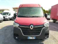 Usata Renault Master 135 CV (99 kW) 2022 Rosso Monovolume