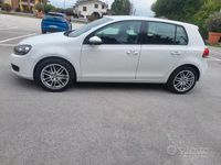 Usata VW Golf VI 80 CV (58 kW) 2011 Bianco Utilitaria
