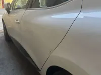 Usado Renault Clio IV 90 CV (66 kW) 2017 Blanco Berlina
