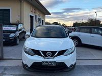 Usata Nissan Qashqai Tekna 110 CV (80 kW) 2015 Bianco SUV