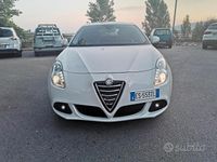 Usata Alfa Romeo Giulietta Distinctive 105 CV (77 kW) 2012 Bianco Utilitaria