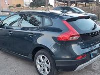 Usata Volvo V40 CC 120 CV (88 kW) 2017 Blu Station wagon