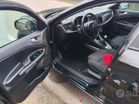 Usata Alfa Romeo Giulietta Progression 105 CV (77 kW) 2012 Nero Utilitaria