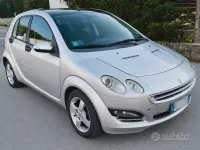 Usata Smart ForFour 95 CV (69 kW) 2005 Grigio Utilitaria