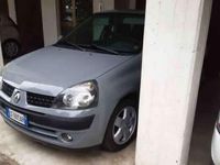 Usata Renault Clio II Dynamique 82 CV (60 kW) 2004 Berlina