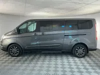 Usata Ford Tourneo Custom Titanium 185 CV (136 kW) 2021 Grigio Furgone