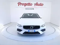 Usata Volvo V60 Business Edition 150 CV (110 kW) 2020 Bianco ghiaccio Station wagon