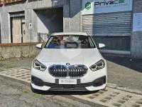Usata BMW 118 Advantage 140 CV (102 kW) 2020 Bianco Utilitaria