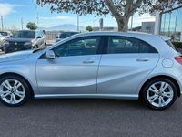 Usata Mercedes A180 109 CV (80 kW) 2017 Argento Berlina