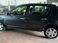 Usata Dacia Sandero Lauréate 72 CV (52 kW) 2010 Grigio Berlina