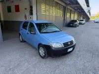 Usata Fiat Punto Dynamic 69 CV (50 kW) 2006 Blu Utilitaria