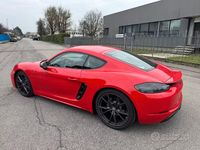 Usata Porsche Cayman 300 CV (220 kW) 2019 Rosso Coupé
