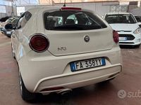 Usata Alfa Romeo MiTo 120 CV (88 kW) 2015 Bianco Utilitaria